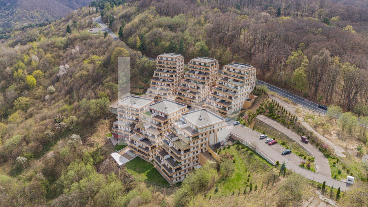 Teren Drumul Poienii - Seasons Residence