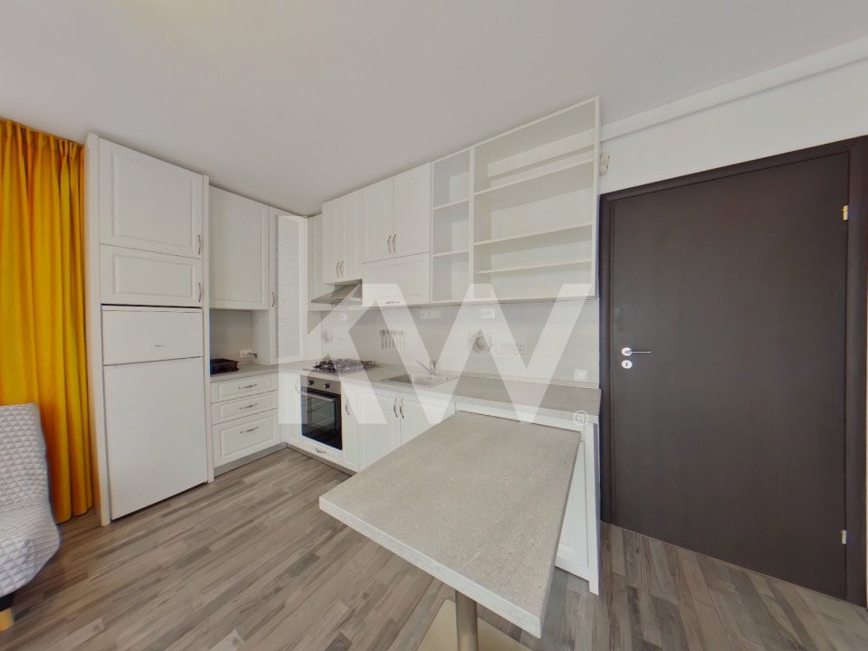 Apartament 3 camere, zona Coresi 