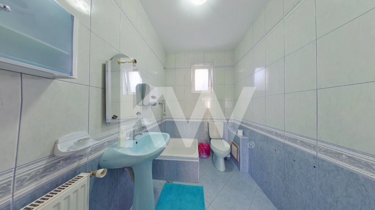 Închiriere casa spațioasă cu 6 camere - intrare cartier Tractorul