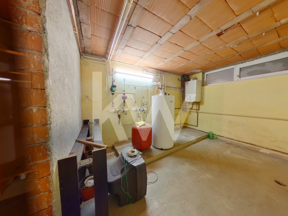 Închiriere casa spațioasă cu 6 camere - intrare cartier Tractorul