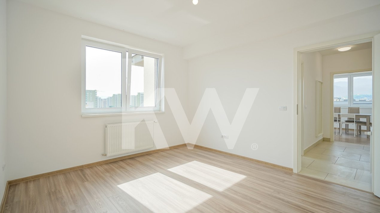 Apartament cu 3 camere, strada Ioan Popasu - Tractorul, Comision 0%