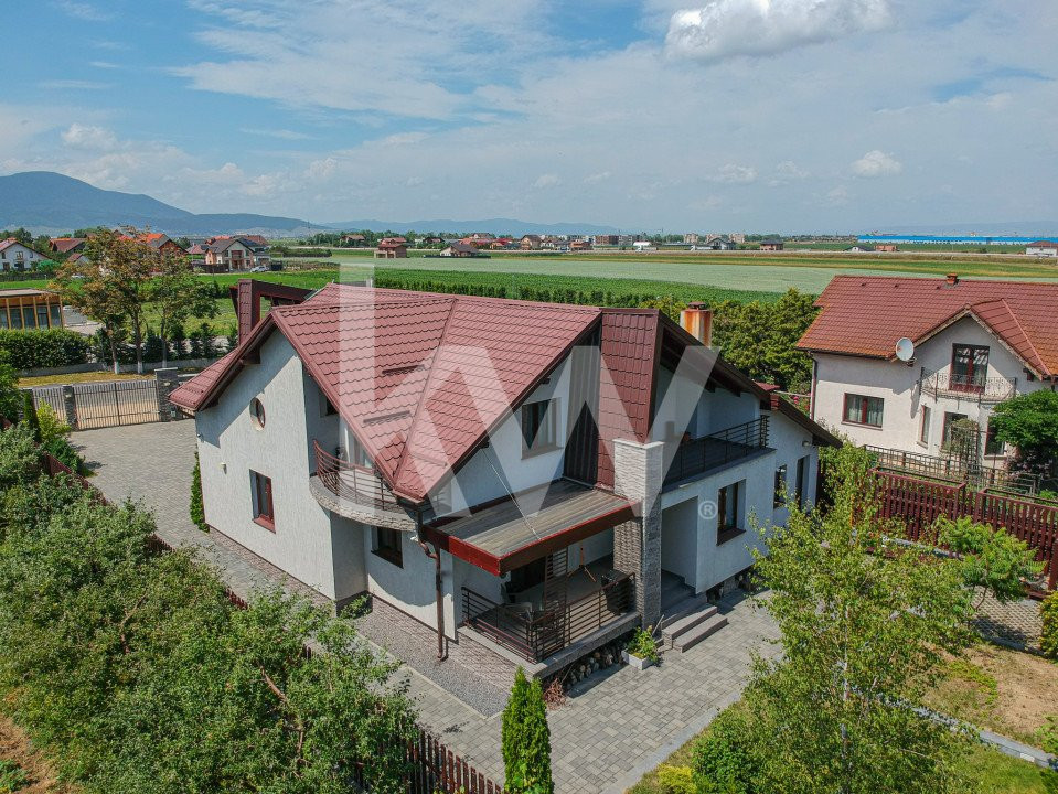  Vanzare/schimb cu teren Vila/Pensiune turistica ultrafinisata 350mp utili